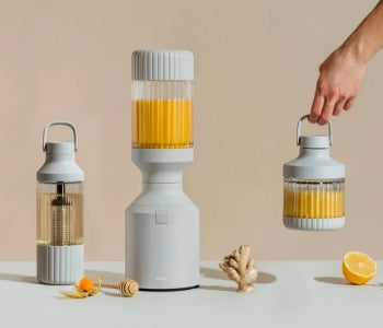 <p>I Use This Blender Every Morning to Make Smoothies and It's Hundreds of Dollars Cheaper Than a Vitamix</p>
